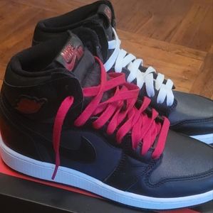 Jordan 1 Retro HighBlack Satin Gym Red